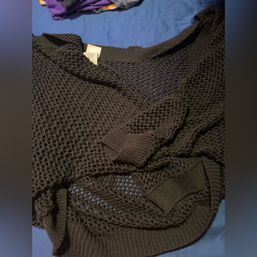 Crochet Netted Mid Sleeve Top